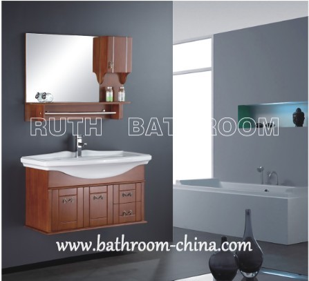 Transitional bathroom vanity 